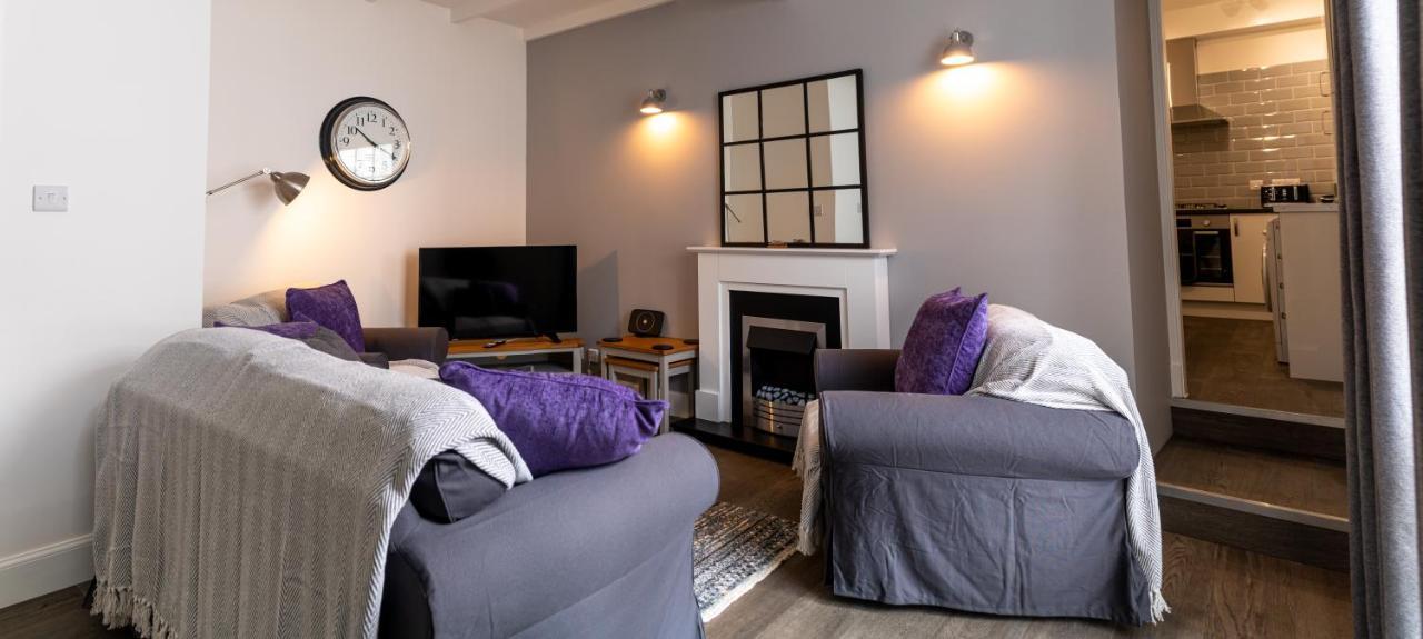 The Old Paint Shop Apartment - Centrally Situated アンストラザー エクステリア 写真
