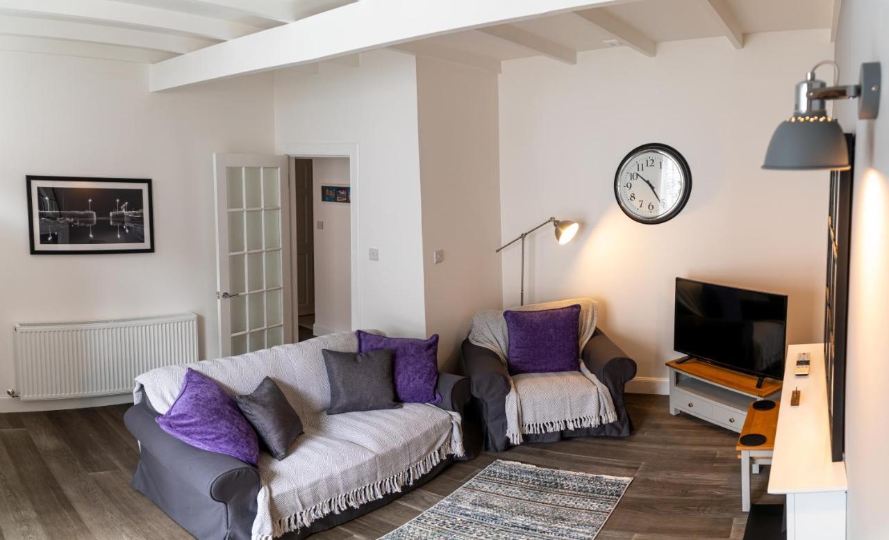 The Old Paint Shop Apartment - Centrally Situated アンストラザー エクステリア 写真